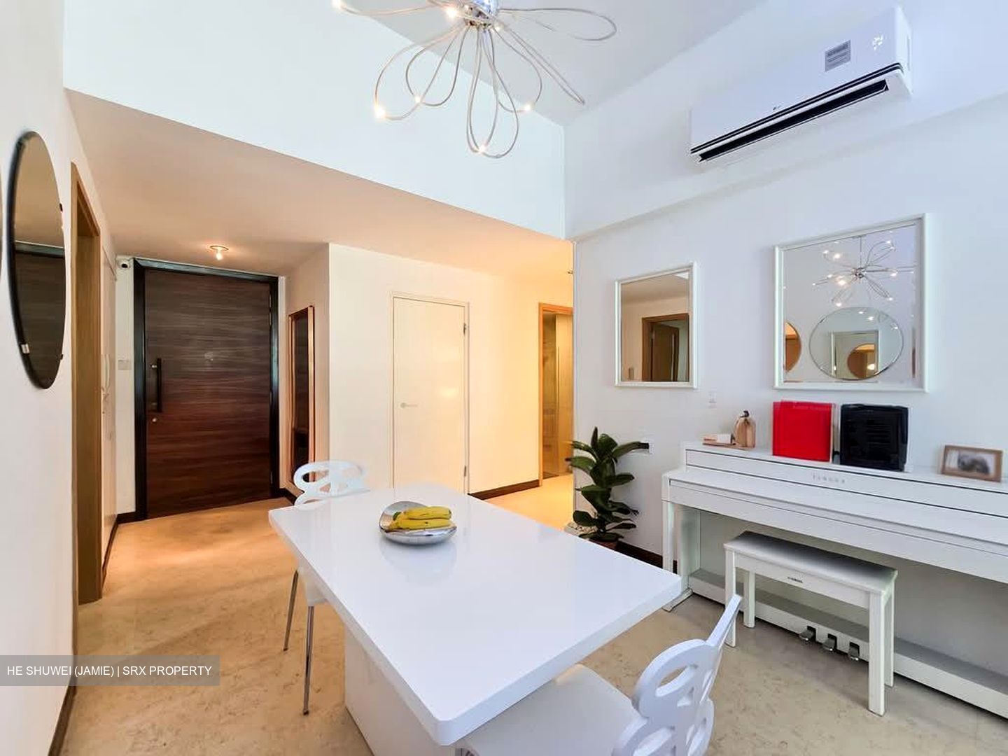 The Waterina (D14), Apartment #568069711
